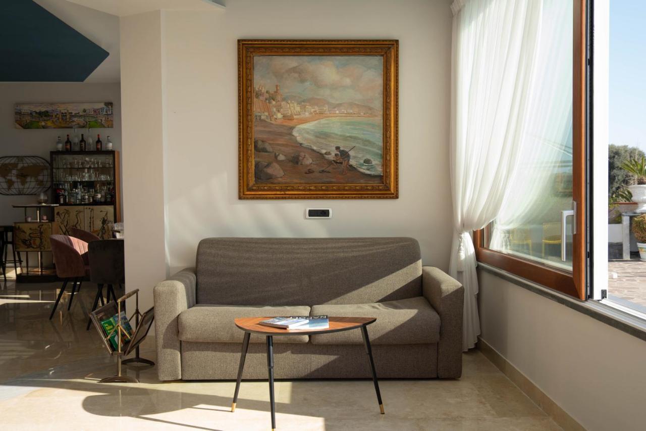 يوتْسْوولْ Villa Tito Livio Starguest المظهر الخارجي الصورة