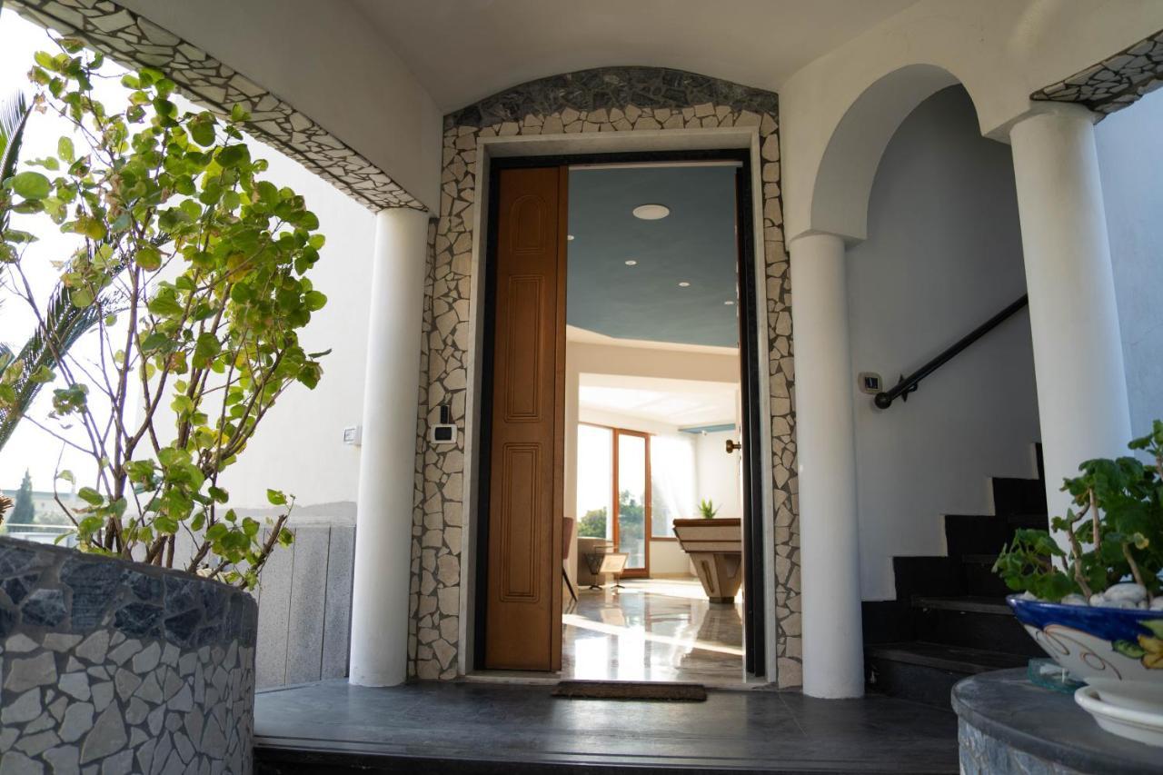 يوتْسْوولْ Villa Tito Livio Starguest المظهر الخارجي الصورة